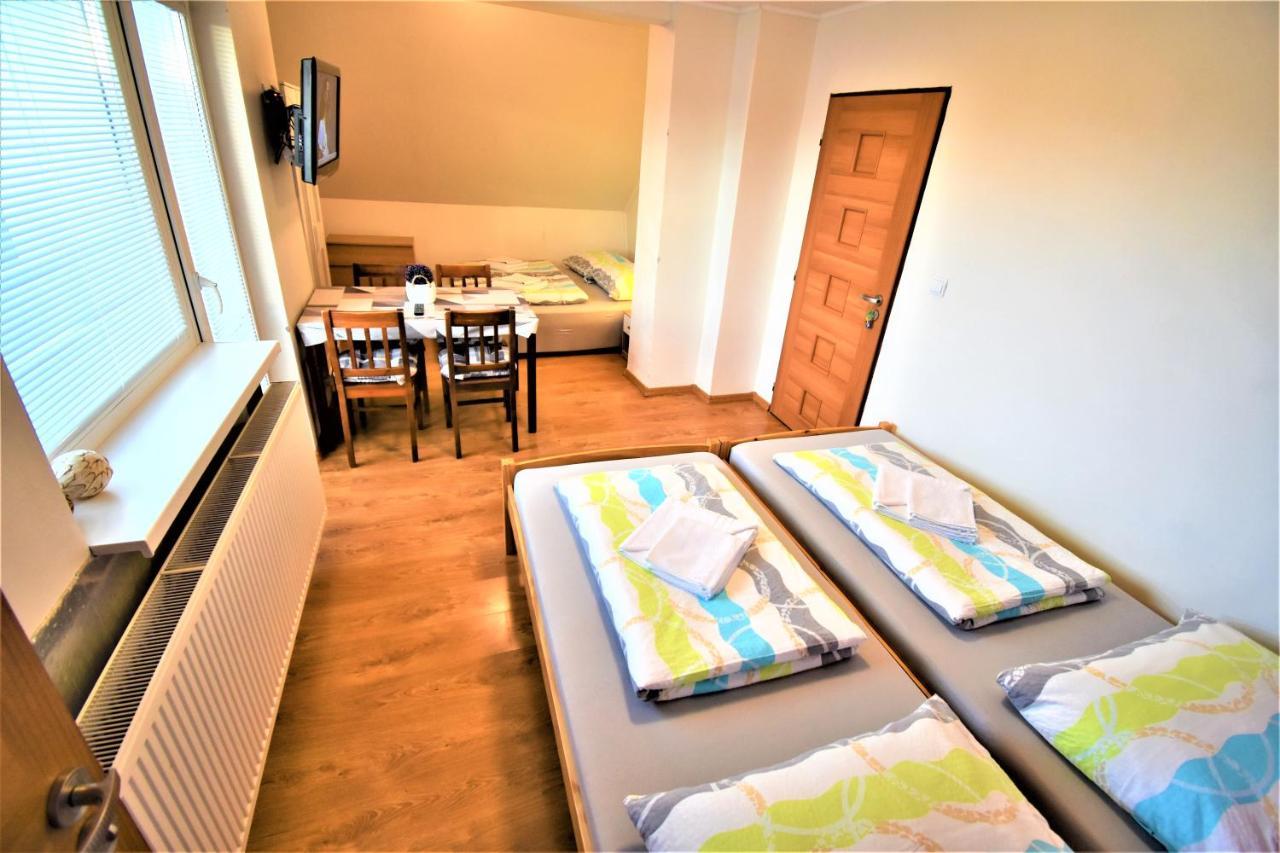 Hotel Penzion Privat Siesta Liptovský Mikuláš Exterior foto