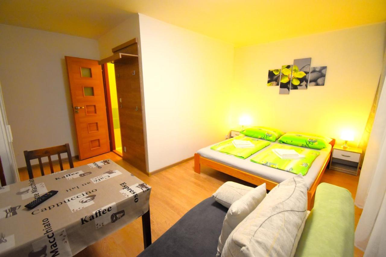 Hotel Penzion Privat Siesta Liptovský Mikuláš Exterior foto