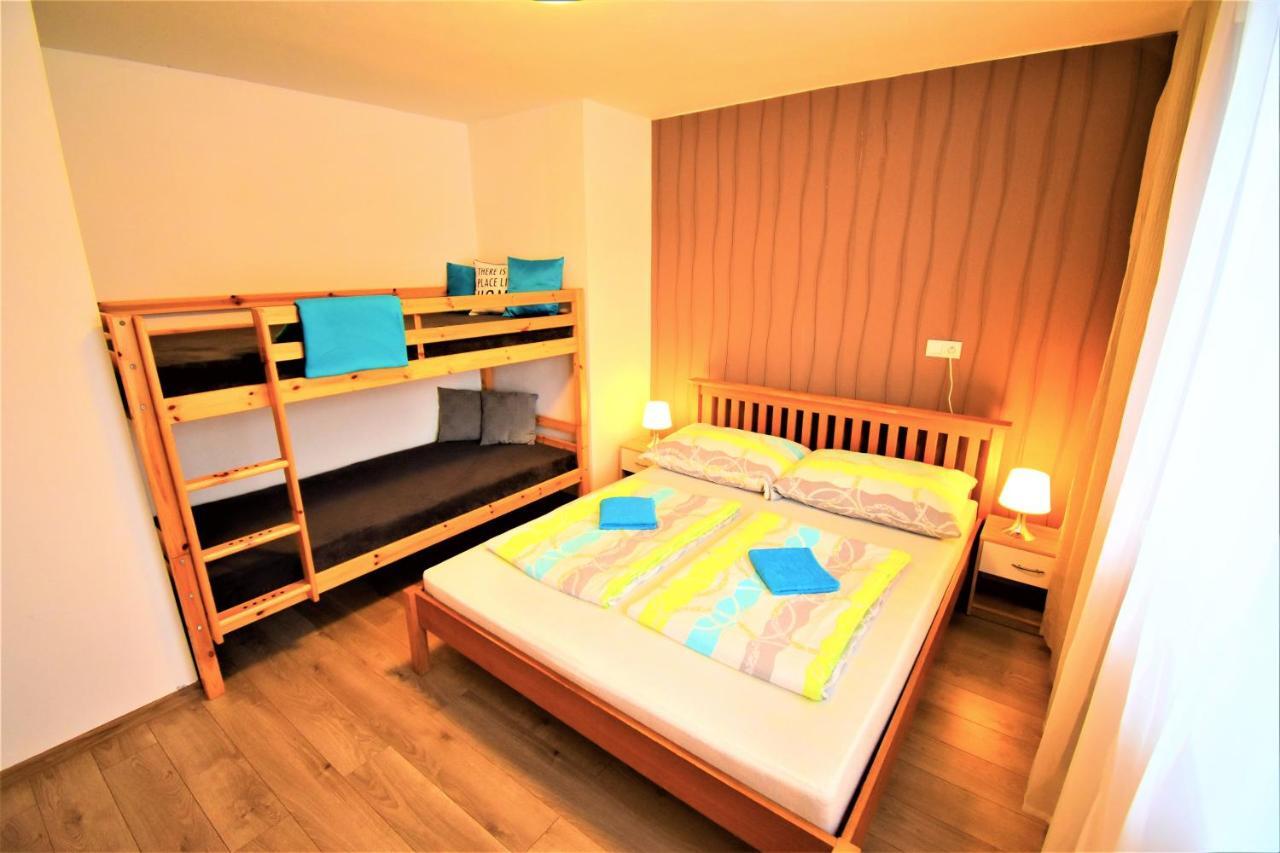 Hotel Penzion Privat Siesta Liptovský Mikuláš Exterior foto